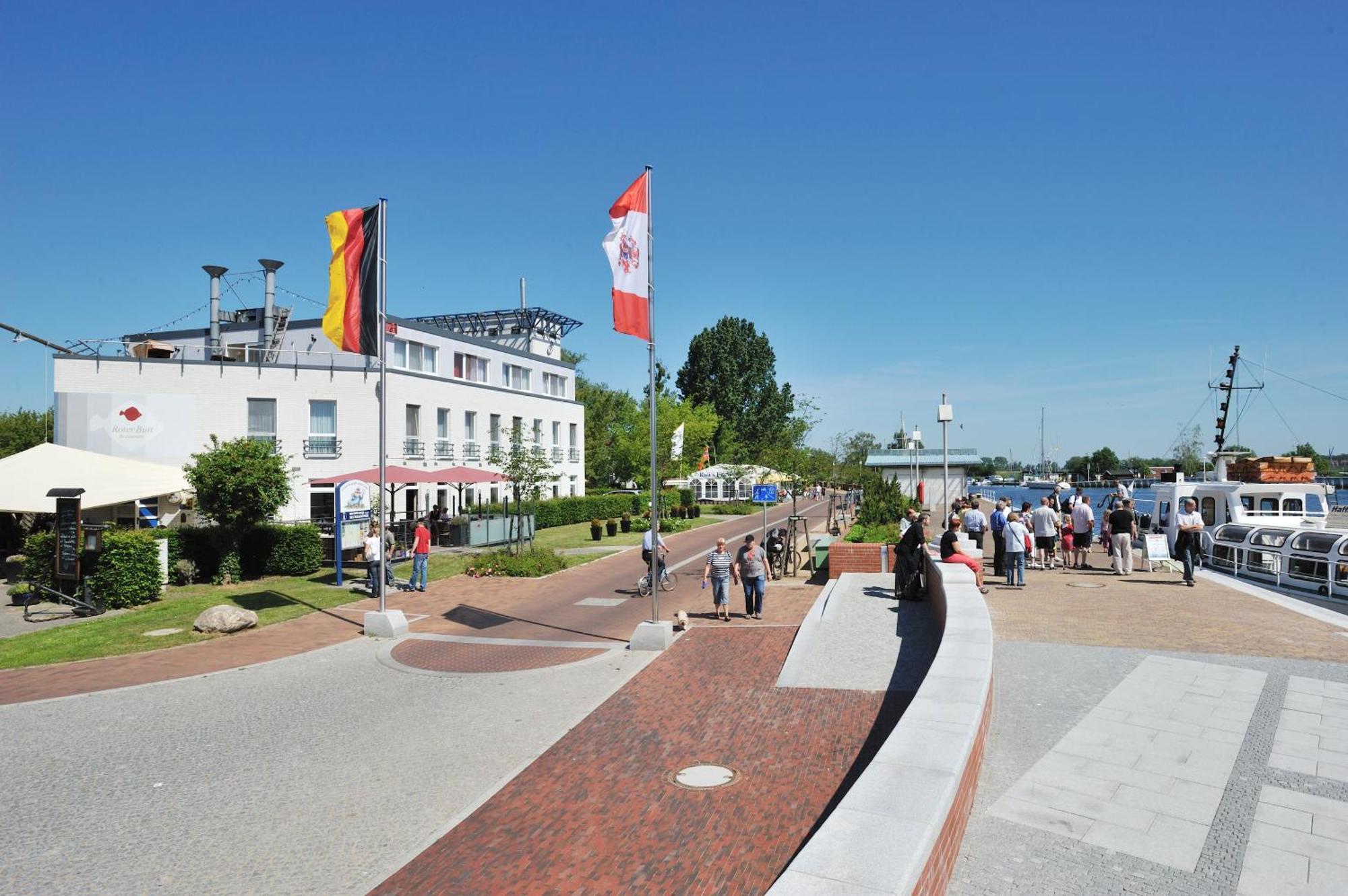 Hafenhotel Pommernyacht Ueckermünde Εξωτερικό φωτογραφία